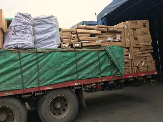 万城镇家具托运